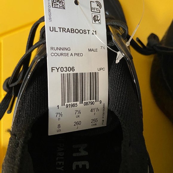Mens Adidas Ultraboost 21 Athletic Triple Black Running Shoes FY0306 Sz NEW - Picture 9 of 9